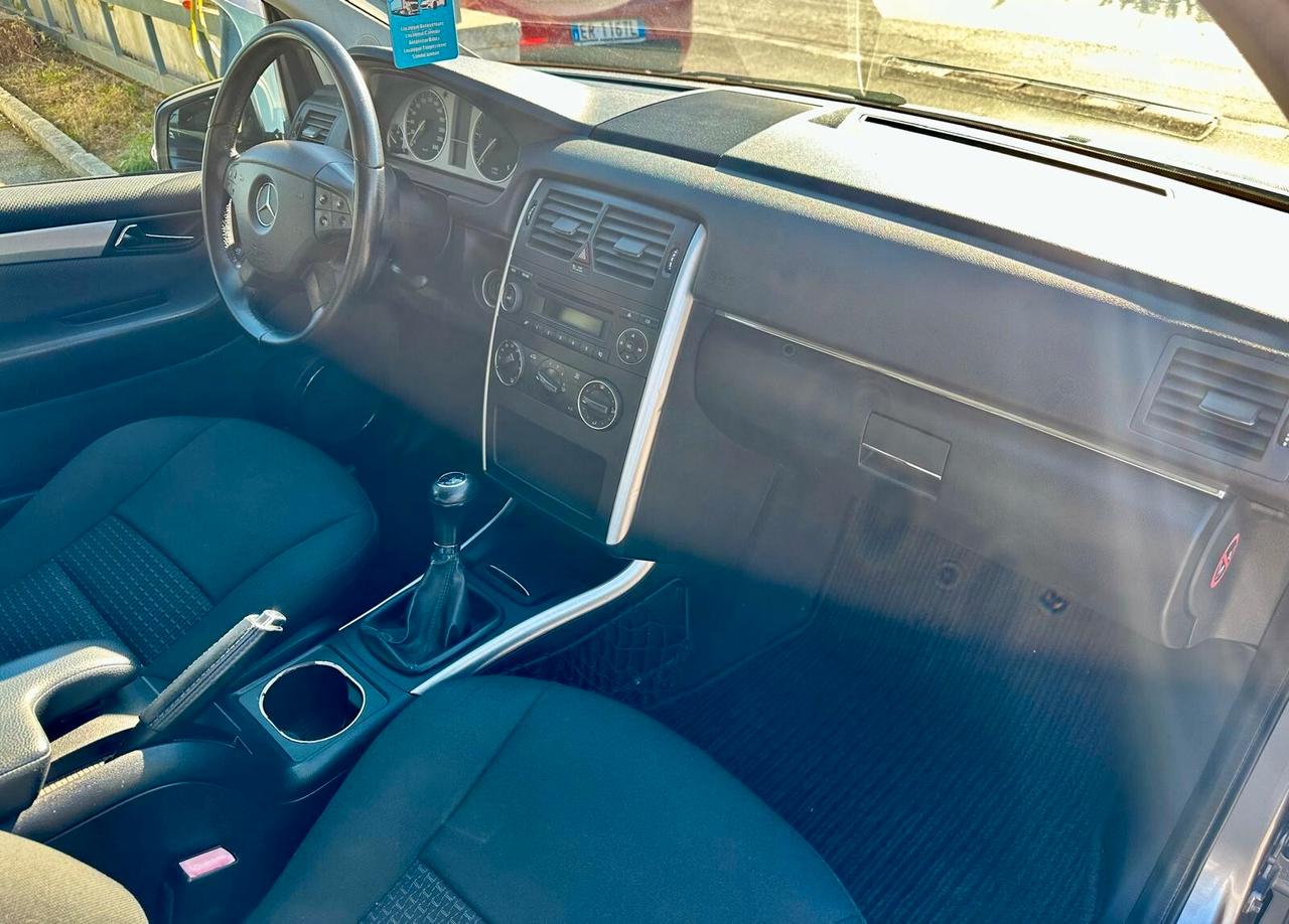 Mercedes-benz B 180 CDI Executive 2010