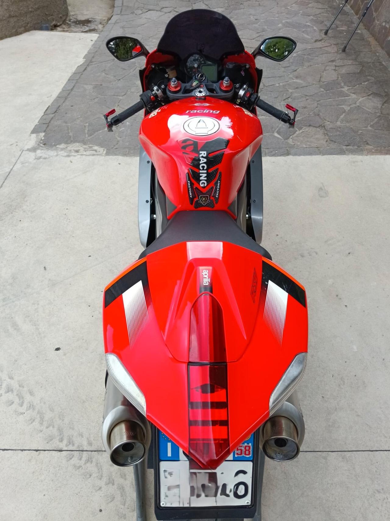 Aprilia RSV 1000