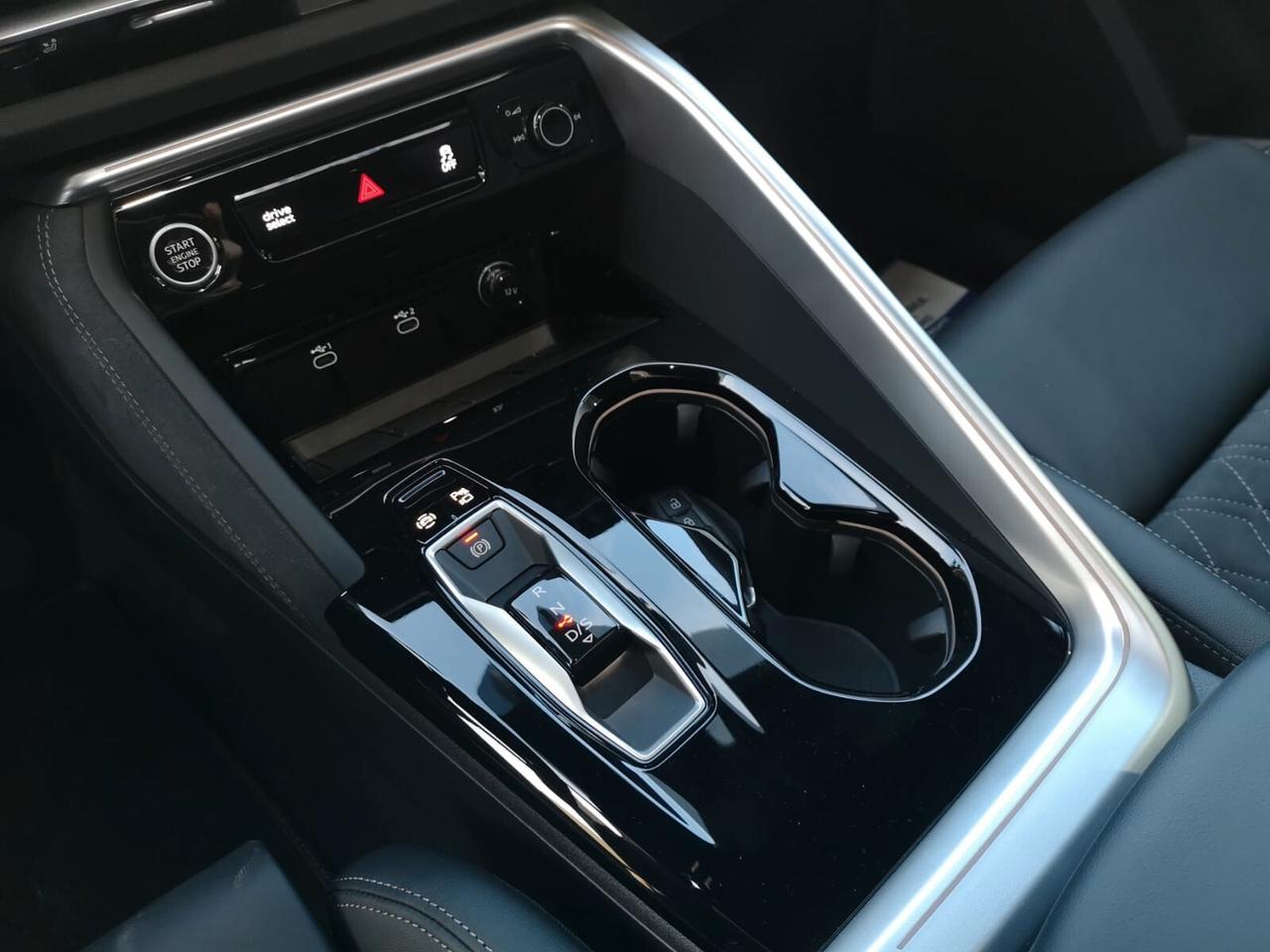 AUDI Q5 Sportback 40 TDI quattro S-tronic S-line 2025