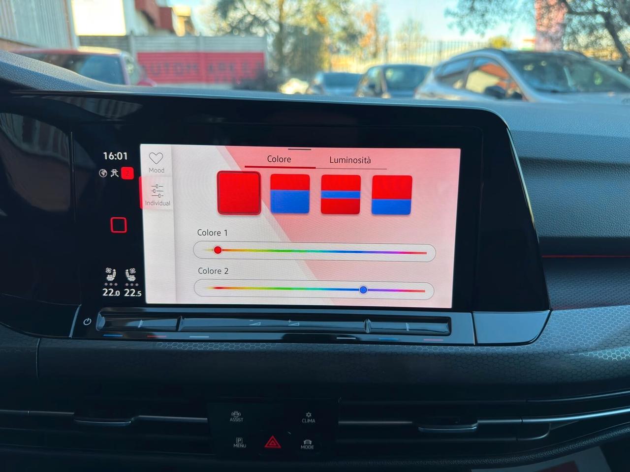 Volkswagen Golf 2.0 tdi GTD 200cv dsg TETTO PELLE IQ