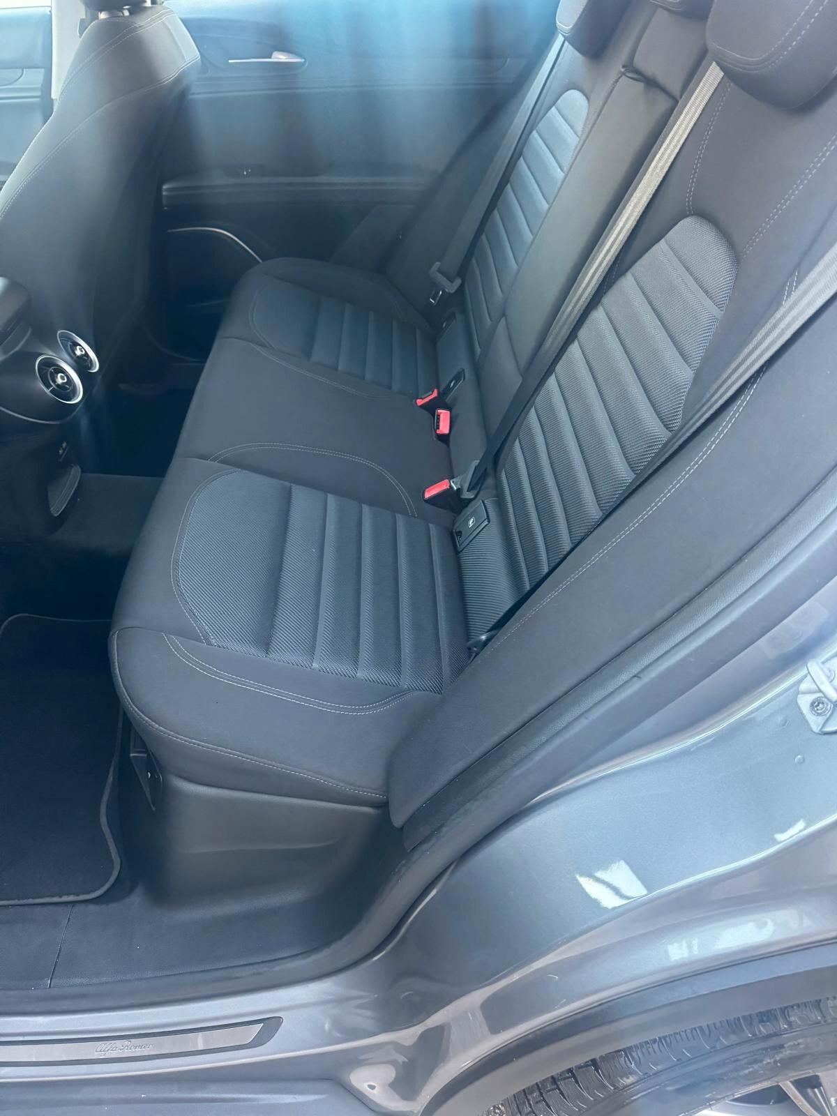 Alfa Romeo Stelvio 2020 2.2 t Super rwd 160cv auto