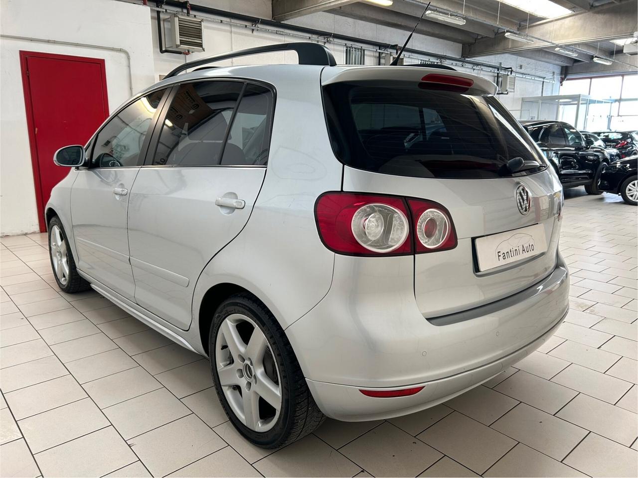Volkswagen Golf Plus Comfortline 1.6-Ok Neopatent-Dettagli in Bio