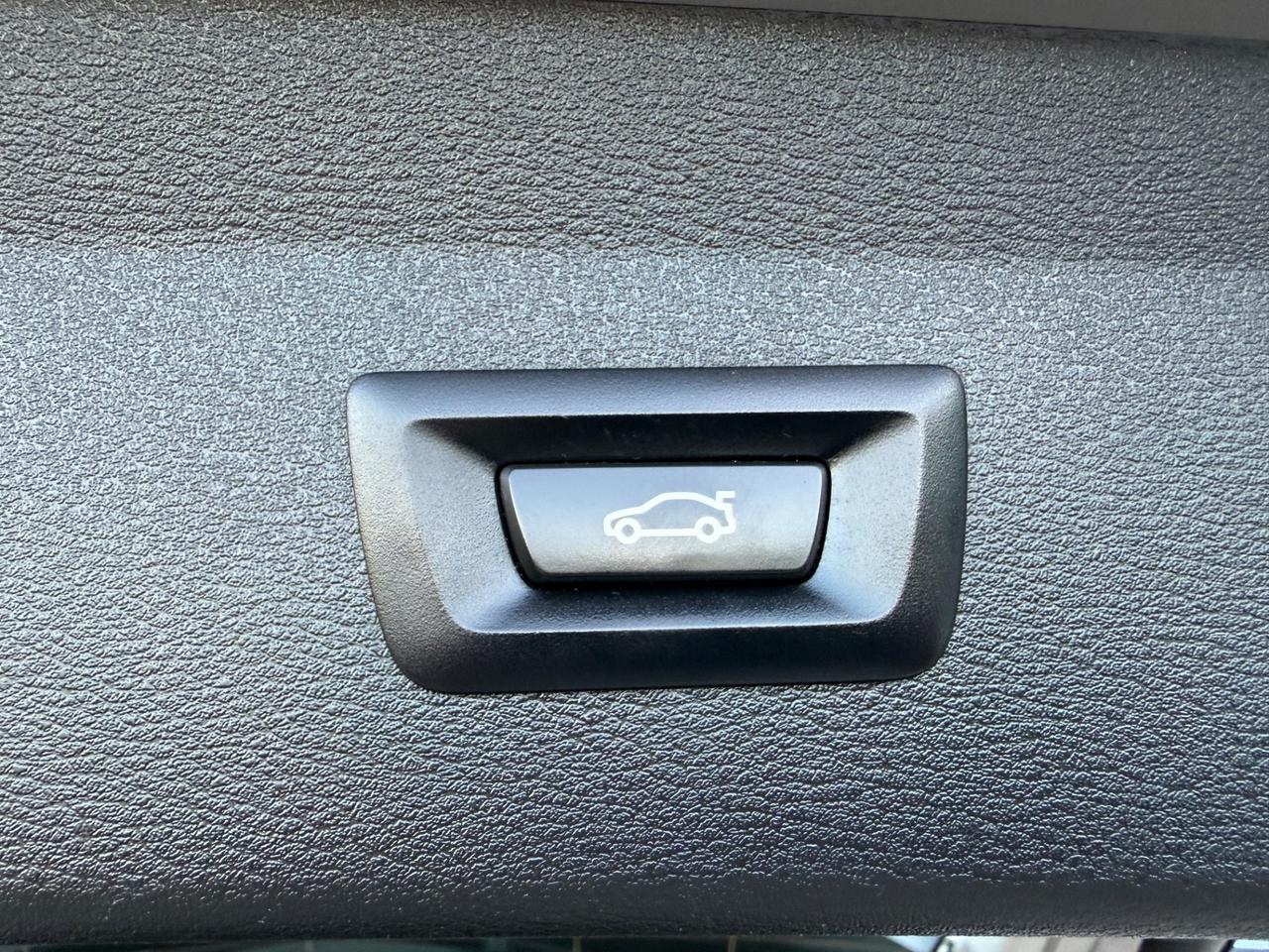 Bmw X1 xDrive 20d 2.0 190 Cv Fari led