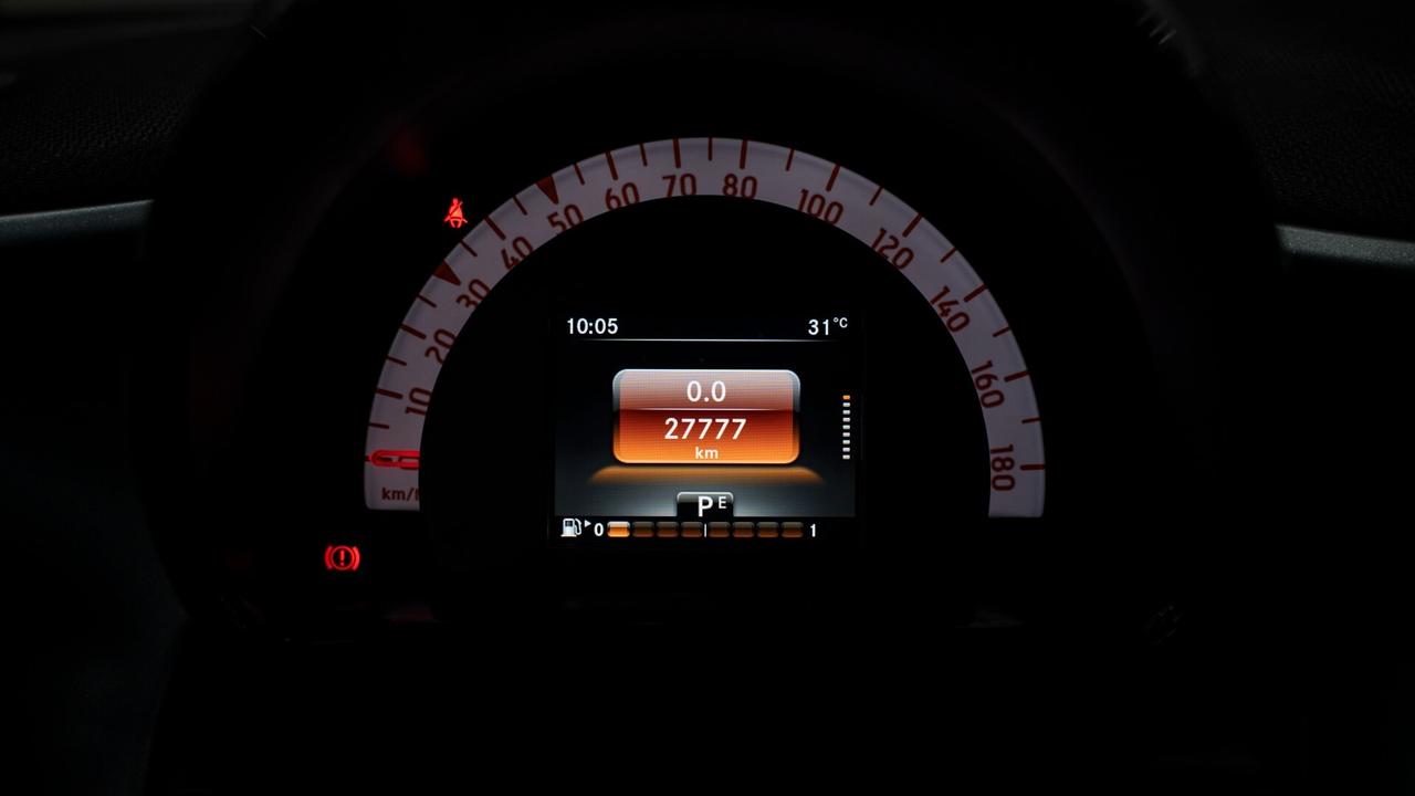 Smart ForFour 1.0 PASSION 71CV TWINAMIC AUTO NAVI LED FULL OPTIONAL