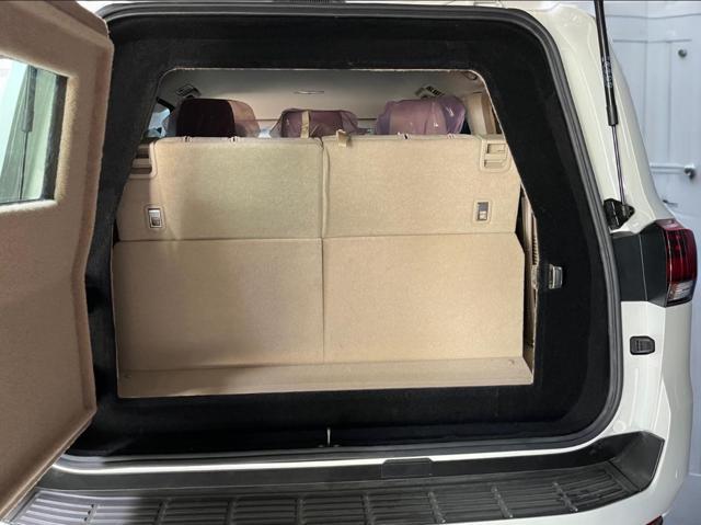 TOYOTA Land Cruiser 300 3.3 V6 7 POSTI CORAZZATO B6 / VR7 NUOVO