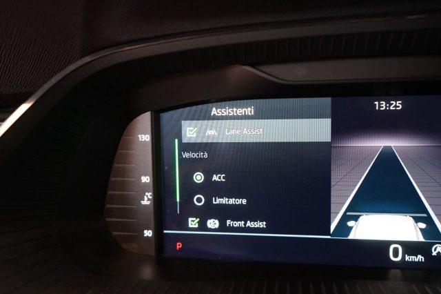 SKODA Octavia 2.0 TDI EVO SCR DSG Wagon Executive