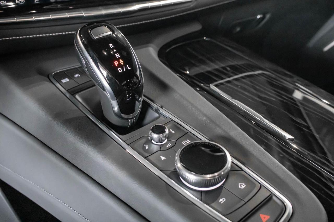 Cadillac Escalade ESV Sport