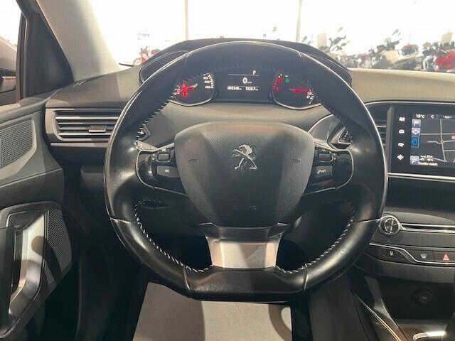 Peugeot 308 5p 1.2 puretech Allure *AUTOMATICA*95.000 KM*