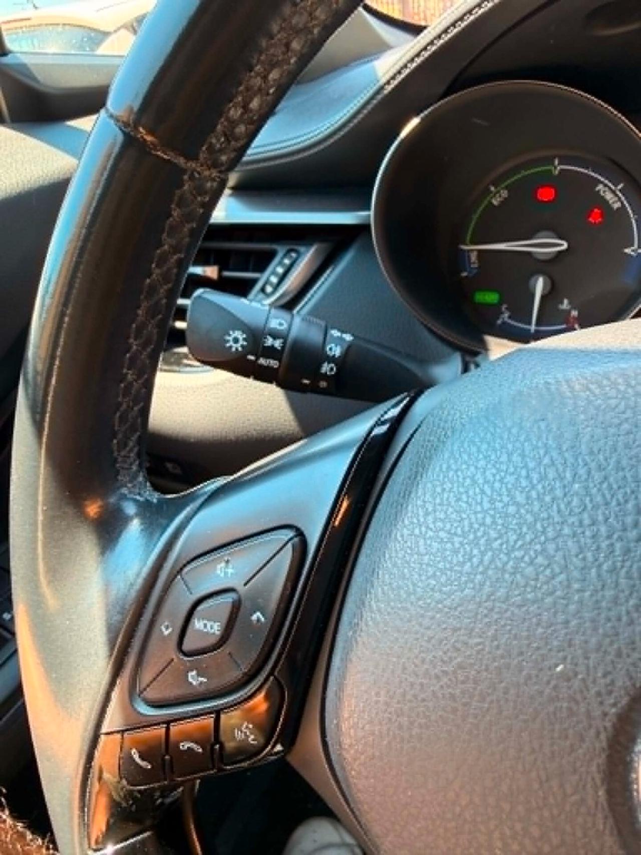 Toyota C-HR 1.8 Benz/Ibrida OK Neopatentato