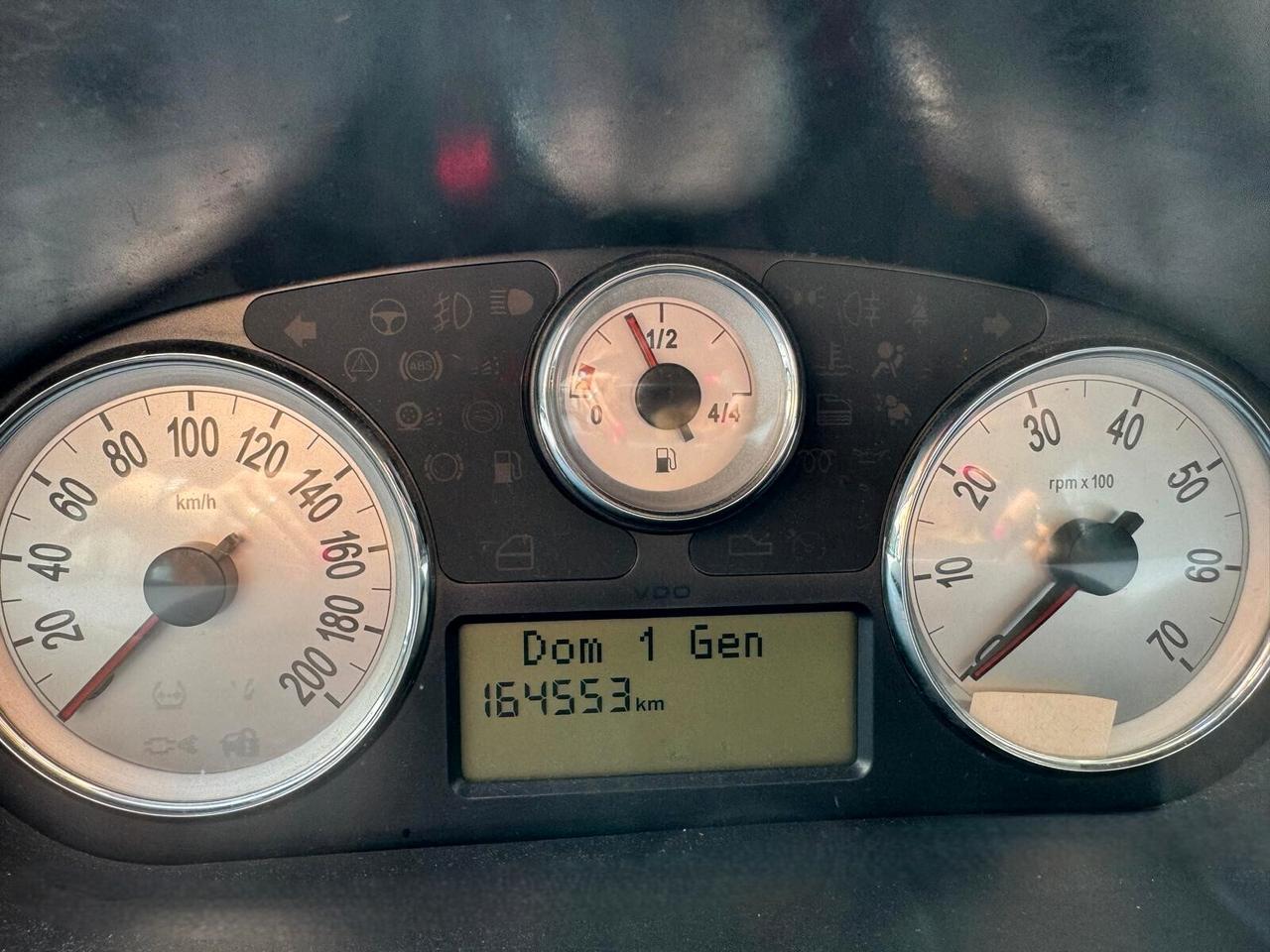 Lancia Ypsilon 1.2 Argento -Neopatentati