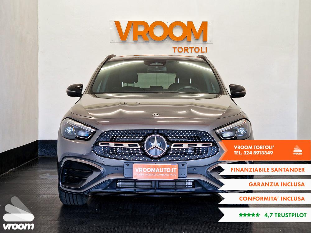 MERCEDES GLA (H247) GLA 200 d Automati...