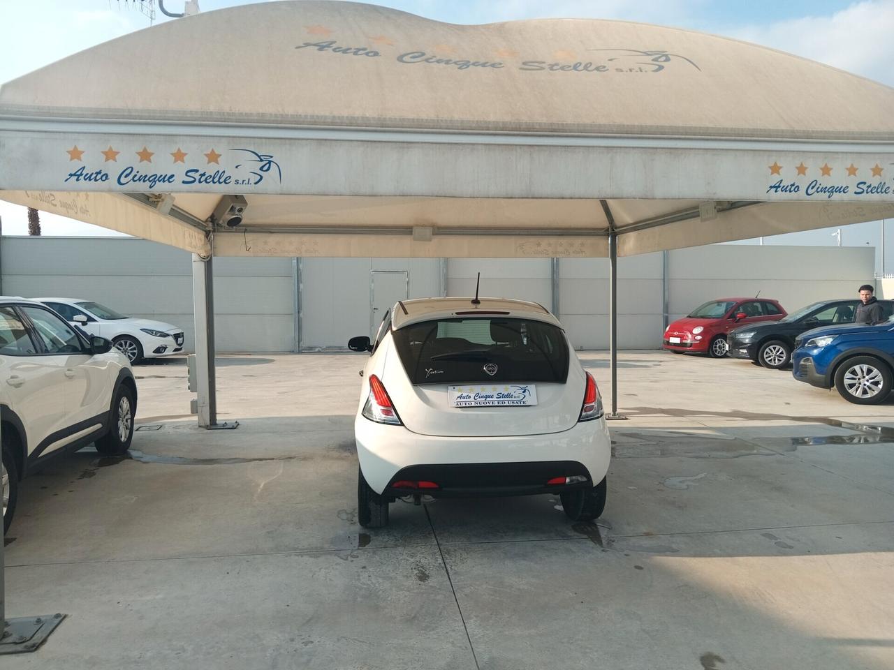 Ypsilon 1.2 C.V 69 PER NEO PATENTATI COME NUOVA