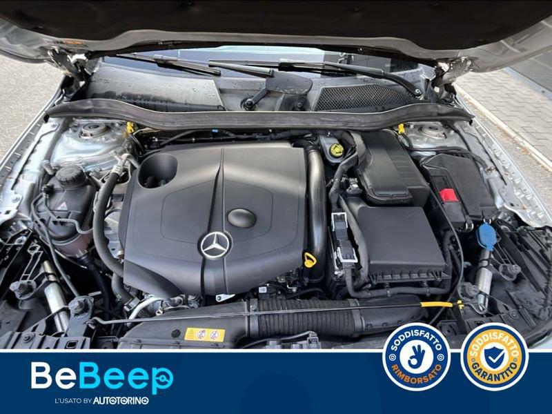 Mercedes-Benz GLA 200 D SPORT AUTO