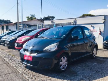 Toyota Aygo 1.0 12V VVT-i 5 porte Lounge