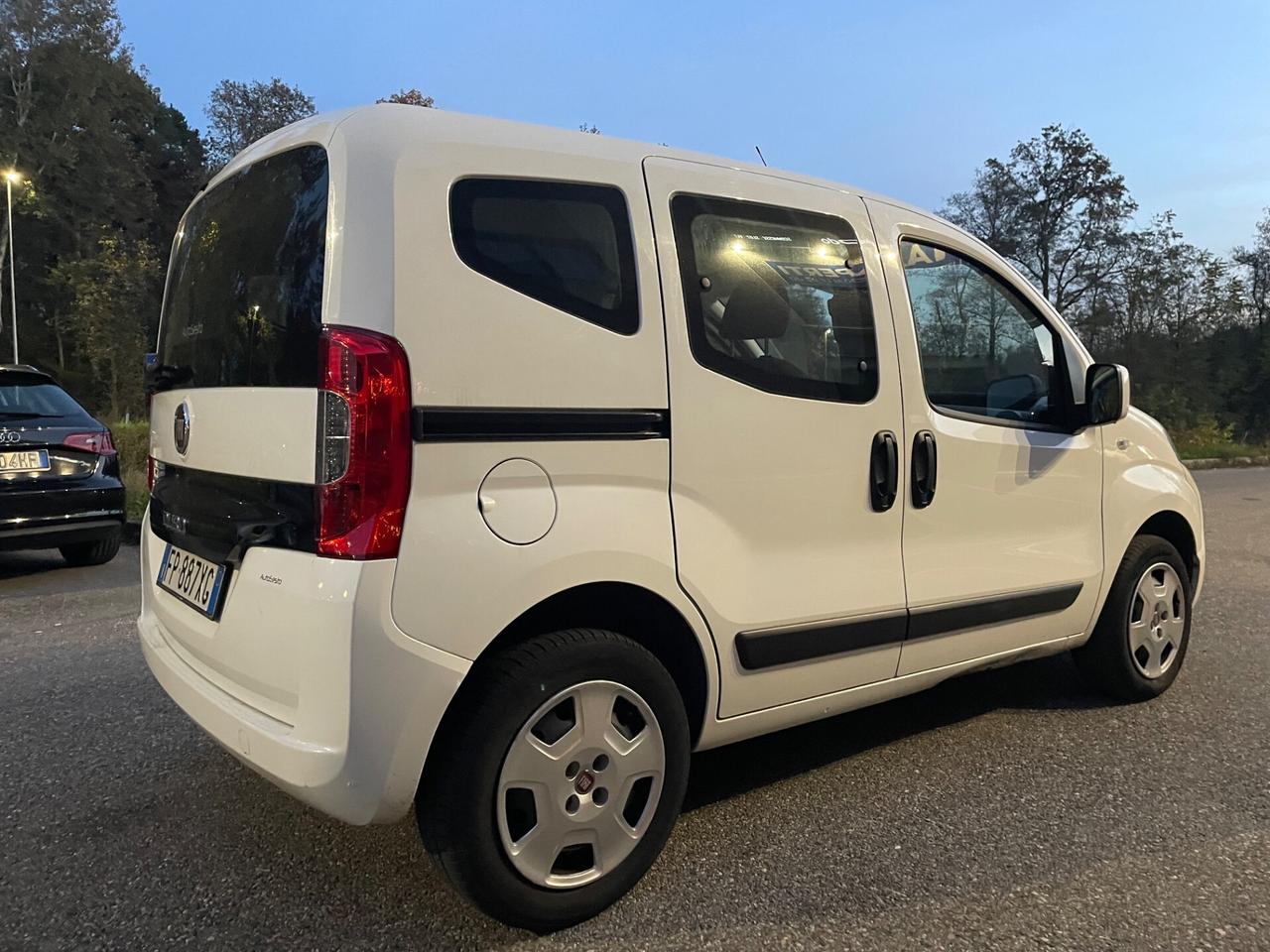 Fiat Qubo 1.4 8V 77 CV Lounge*NEOPATETENTATI*SOLO 90000