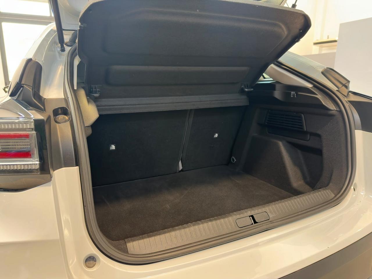 Citroen C4 PureTech 130 S&S EAT8 Plus
