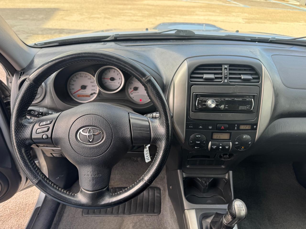 Toyota RAV 4 RAV4 2.0 Tdi D-4D 5 porte Sol