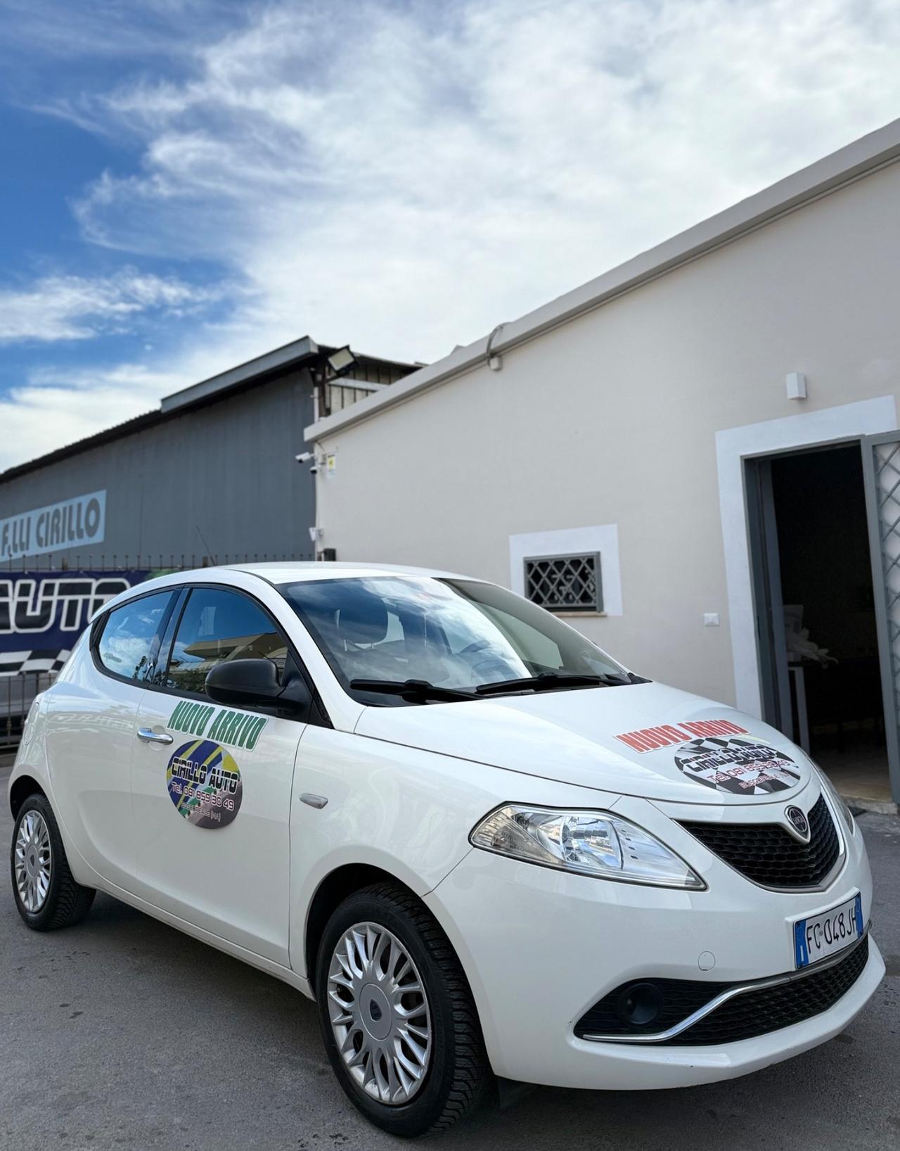 Lancia Ypsilon 1.2 Benzina Platinum 69 Cv