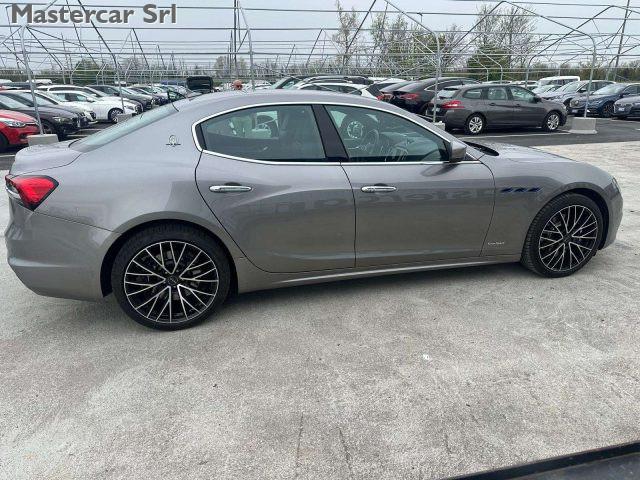 MASERATI Ghibli Ghibli 2.0 mhev Gransport 330cv auto - GD470YJ