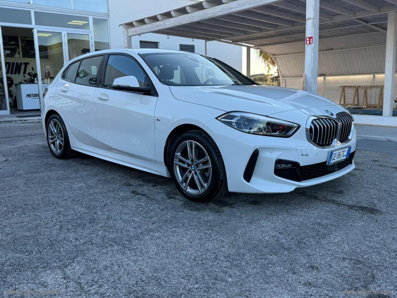 BMW 116d 5p. Msport