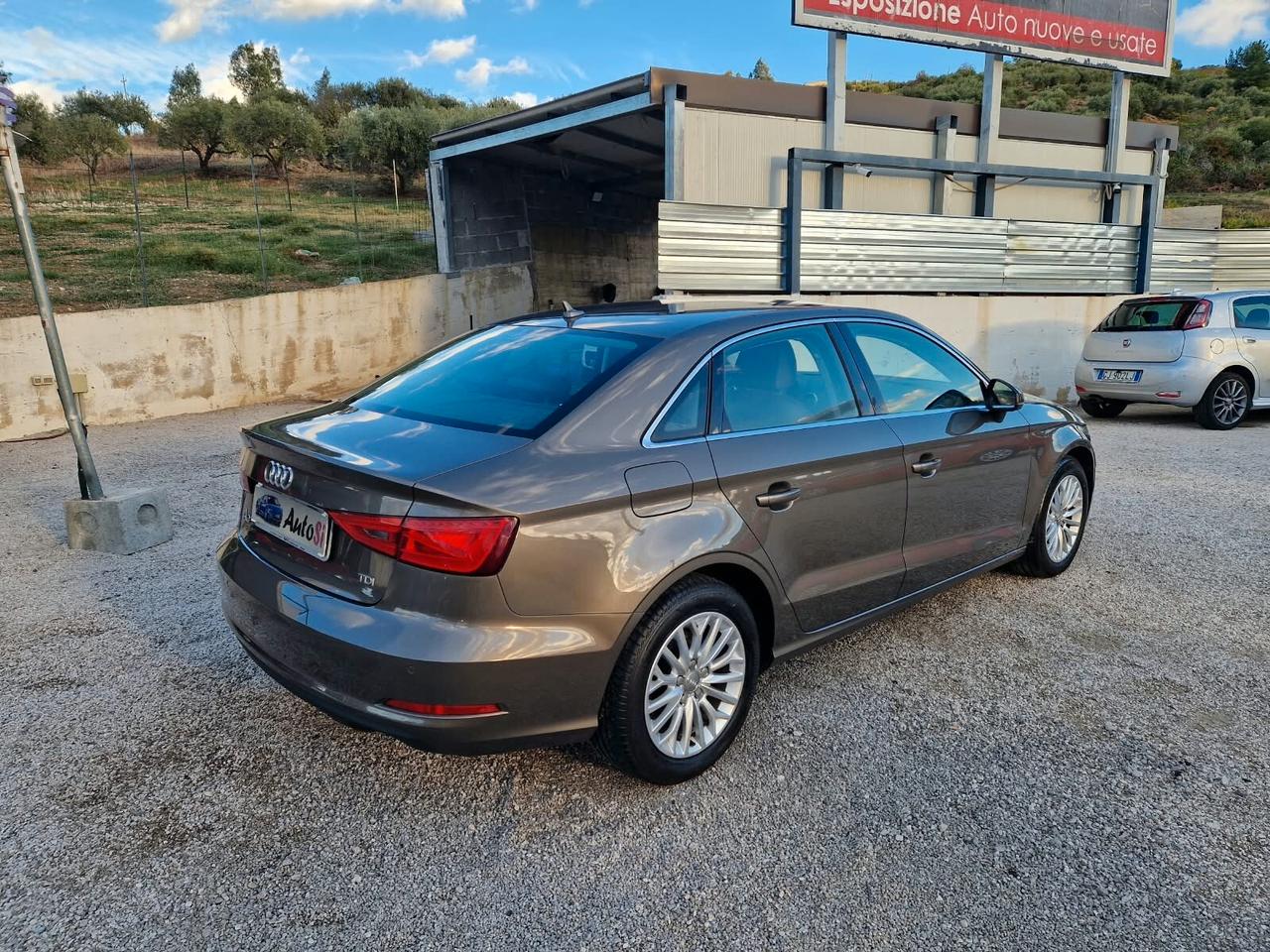 Audi A3 2.0 TDI 150 CV clean diesel Ambition