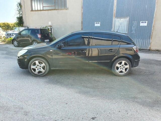 Opel Astra 1.4 16V 5p. Metano