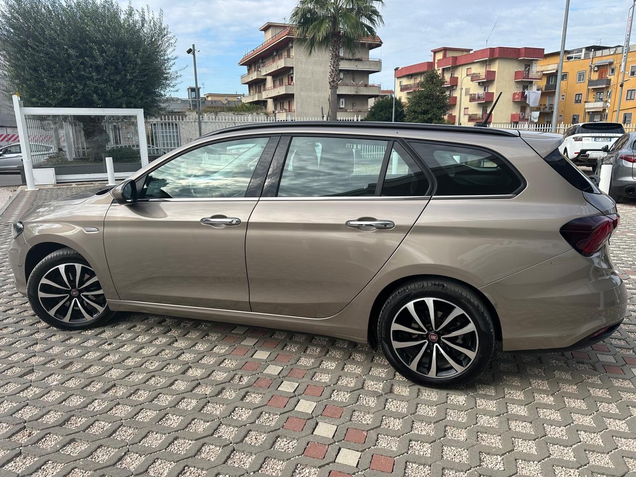 Fiat Tipo 1.3 Mjt S&S SW Lounge