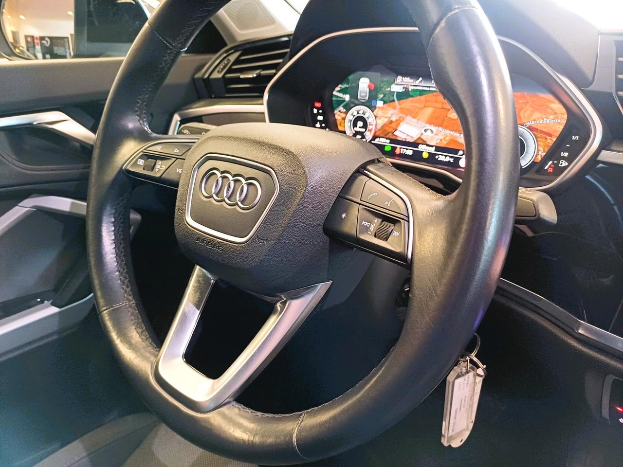 Audi Q3 35 TFSI Business Advanced