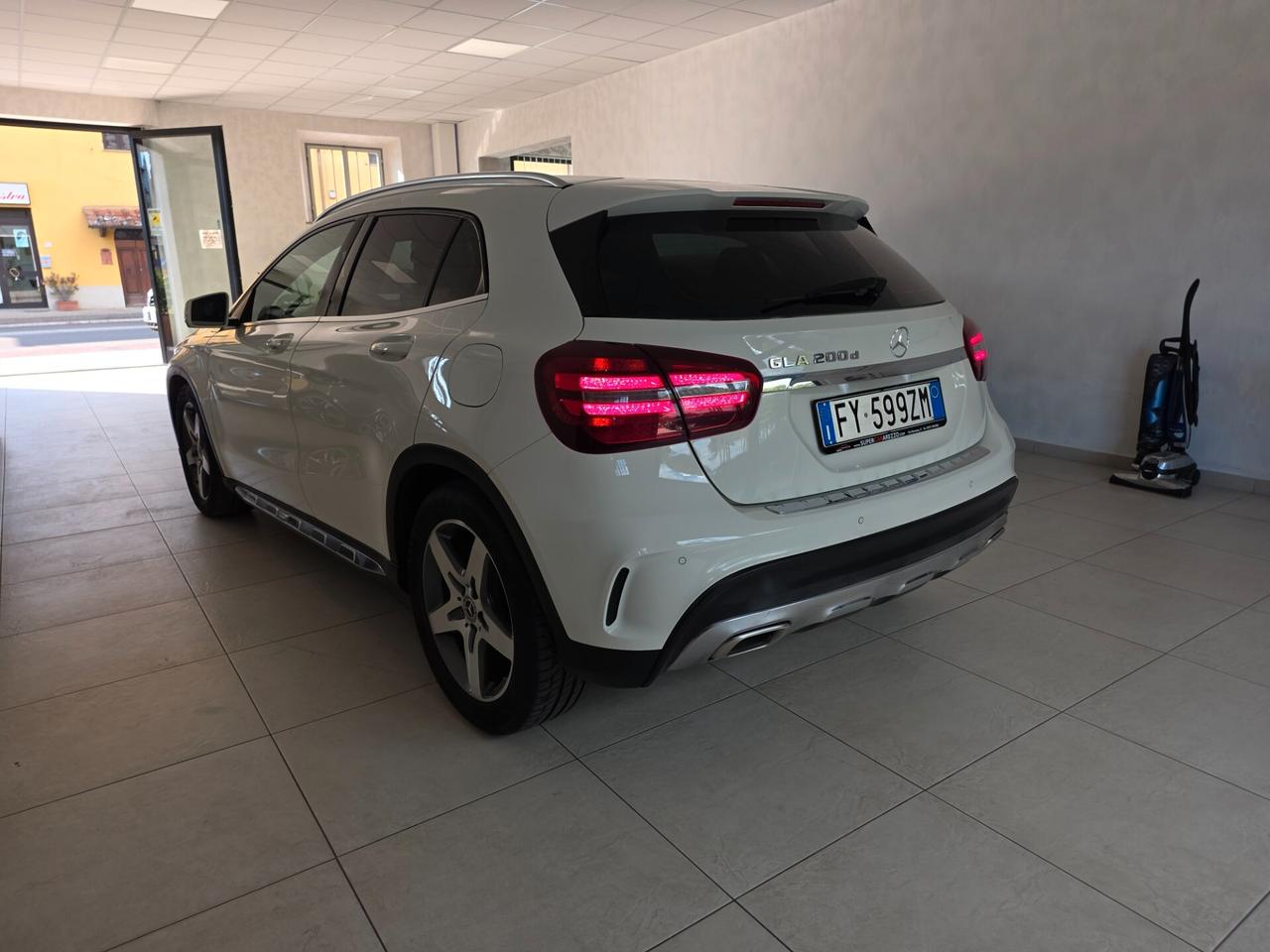 Mercedes-benz GLA 200 d Automatic Premium