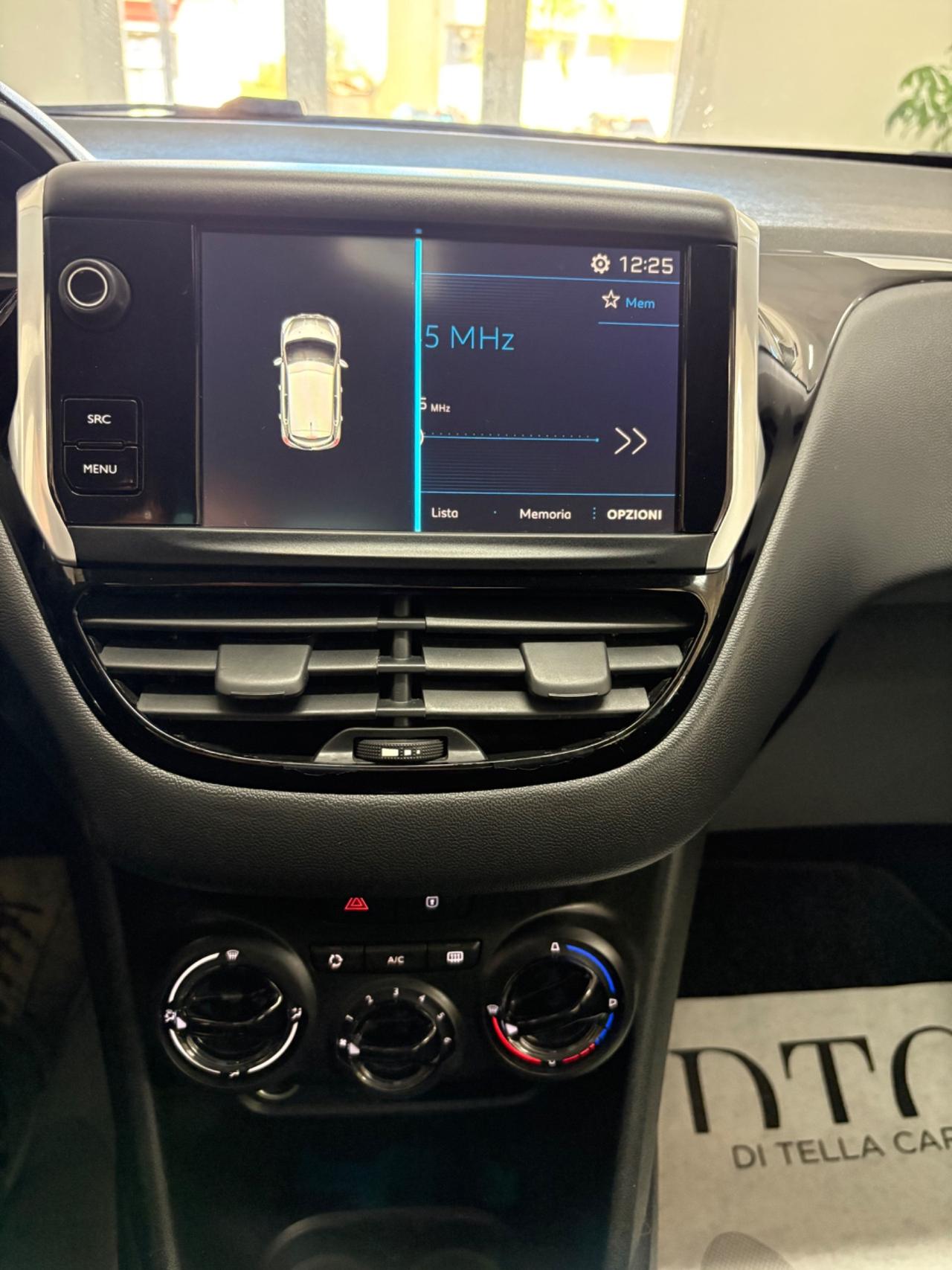 Peugeot 208 BlueHDi 75 5 porte Allure