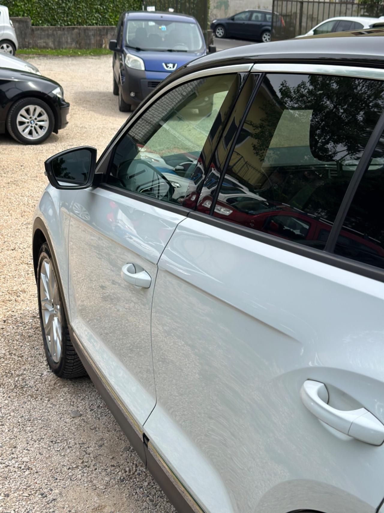 Volkswagen T-ROC 2.0 TDI SCR 4MOTION FULLOPT UNICOPR