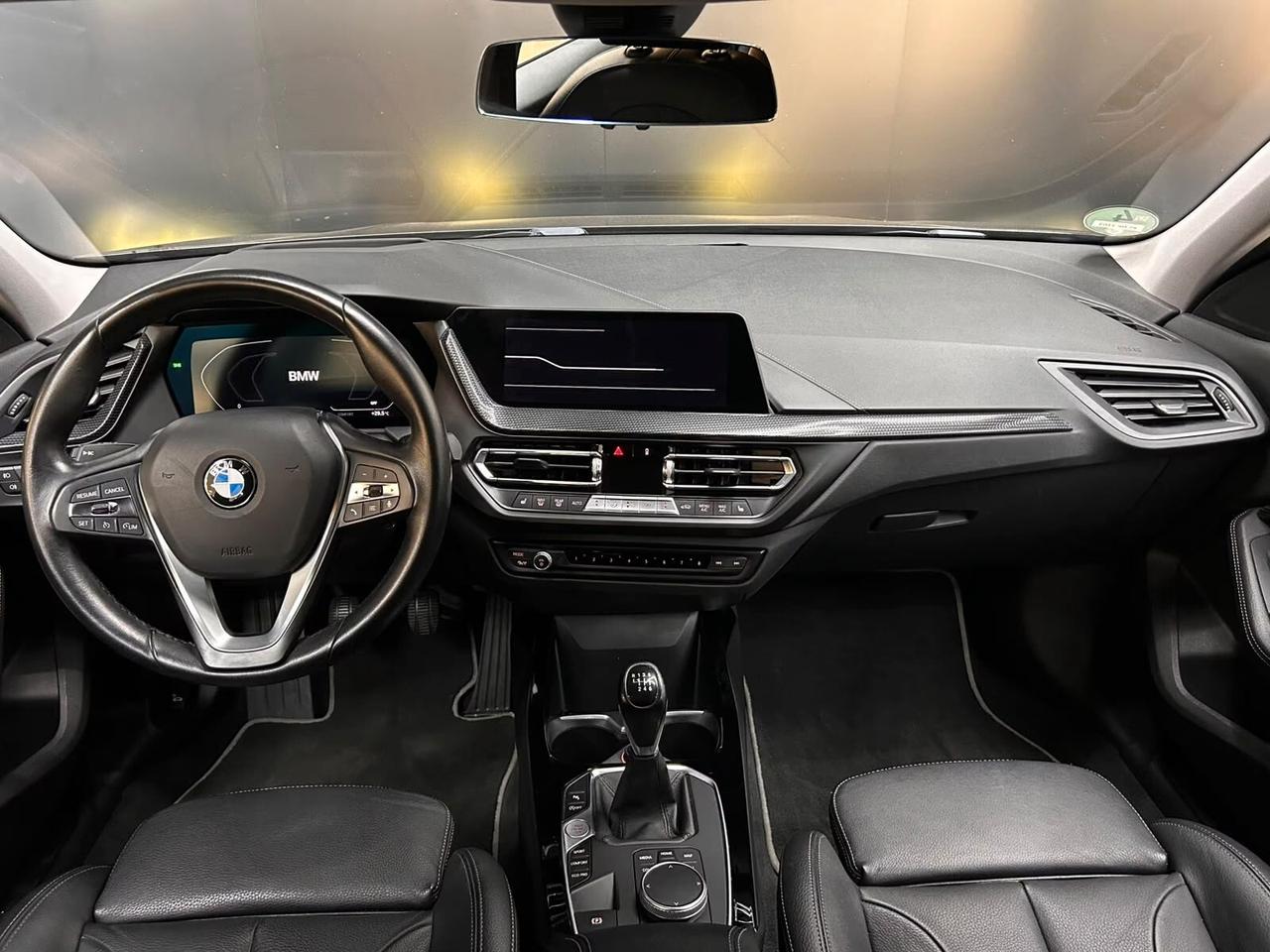 Bmw 118 118i 5p. Msport