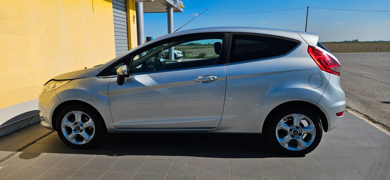 Ford Fiesta Fiesta+ 1.4 3 porte Bz.- GPL