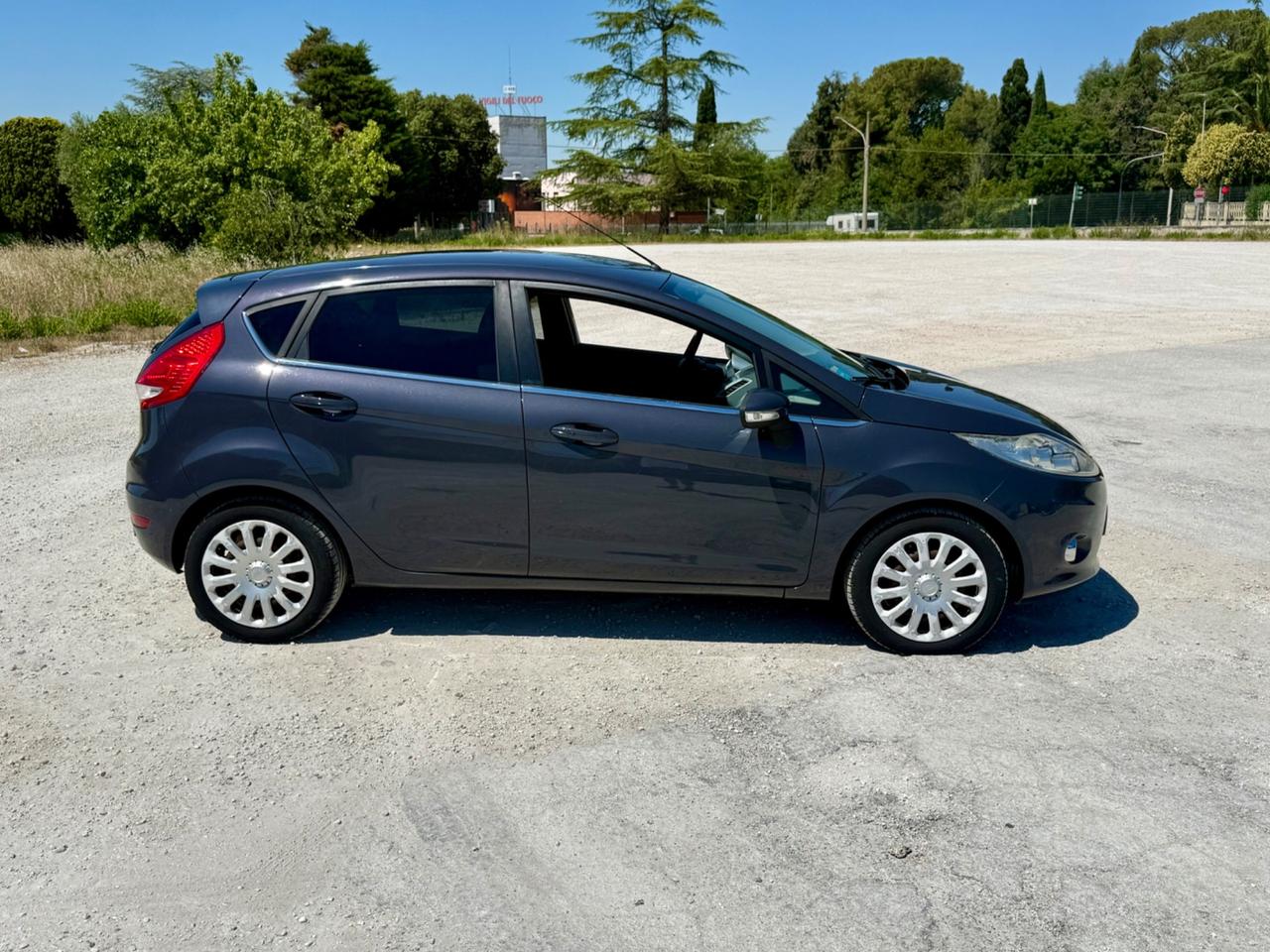 Ford Fiesta Titanium 1.2 Benzina Metano NEOPATENTATI