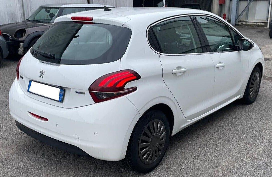 Peugeot 208 PureTech 82 5 porte Active