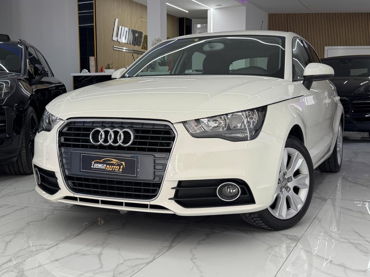 Audi A1 1.2 TFSI Admired Full Optional