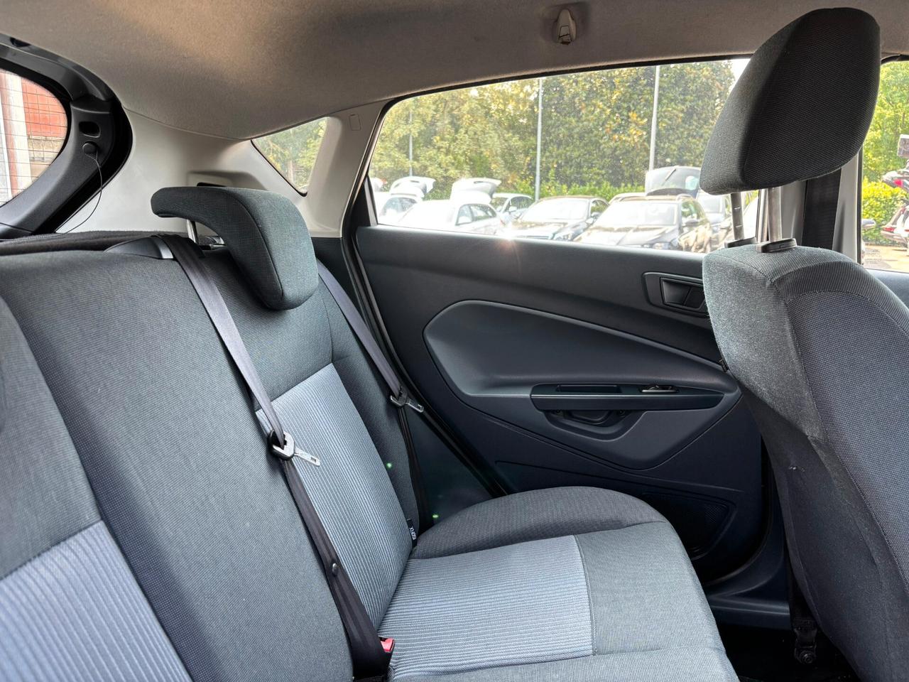 Ford Fiesta 1.2 benzina Neopatentati