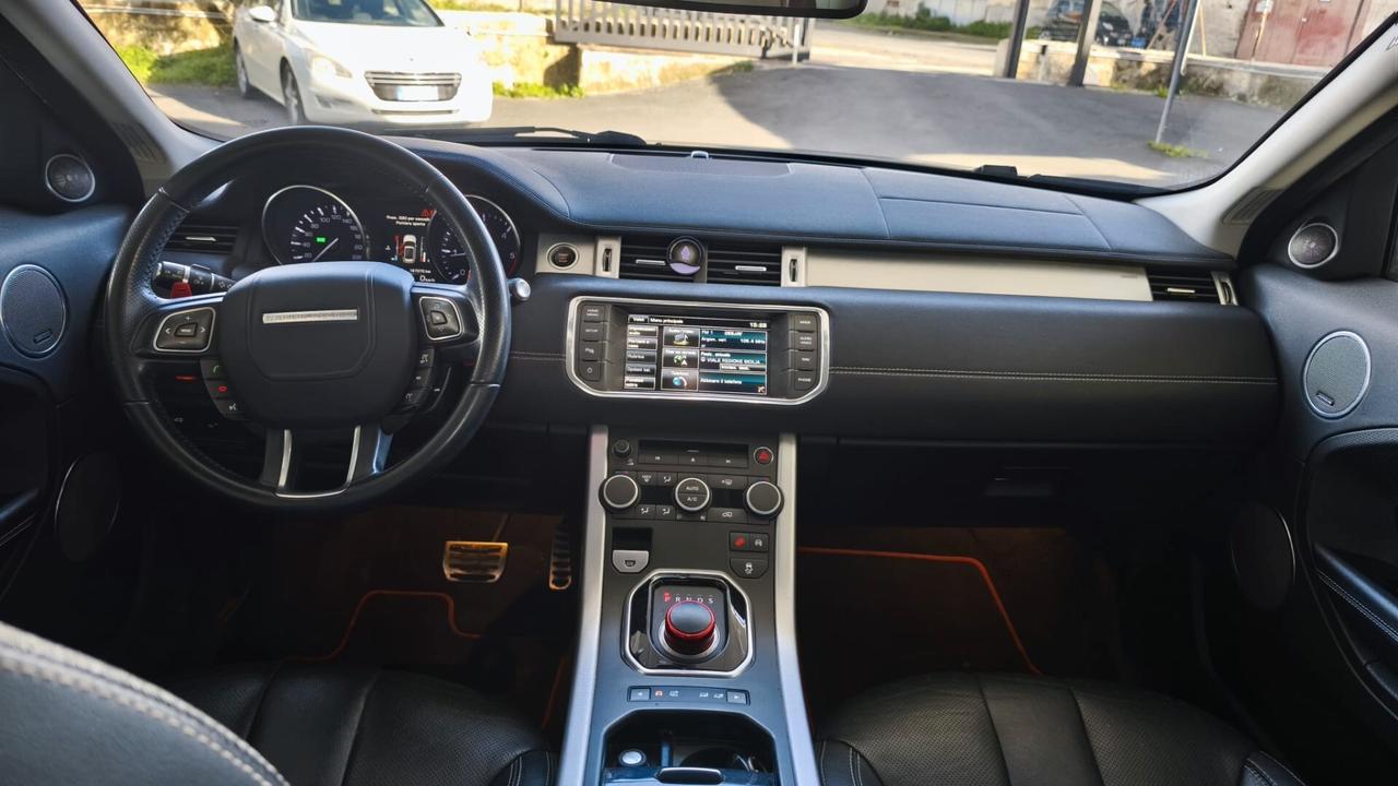 Land Rover Range Evoque 2.2 TD4 5p. Dynamic
