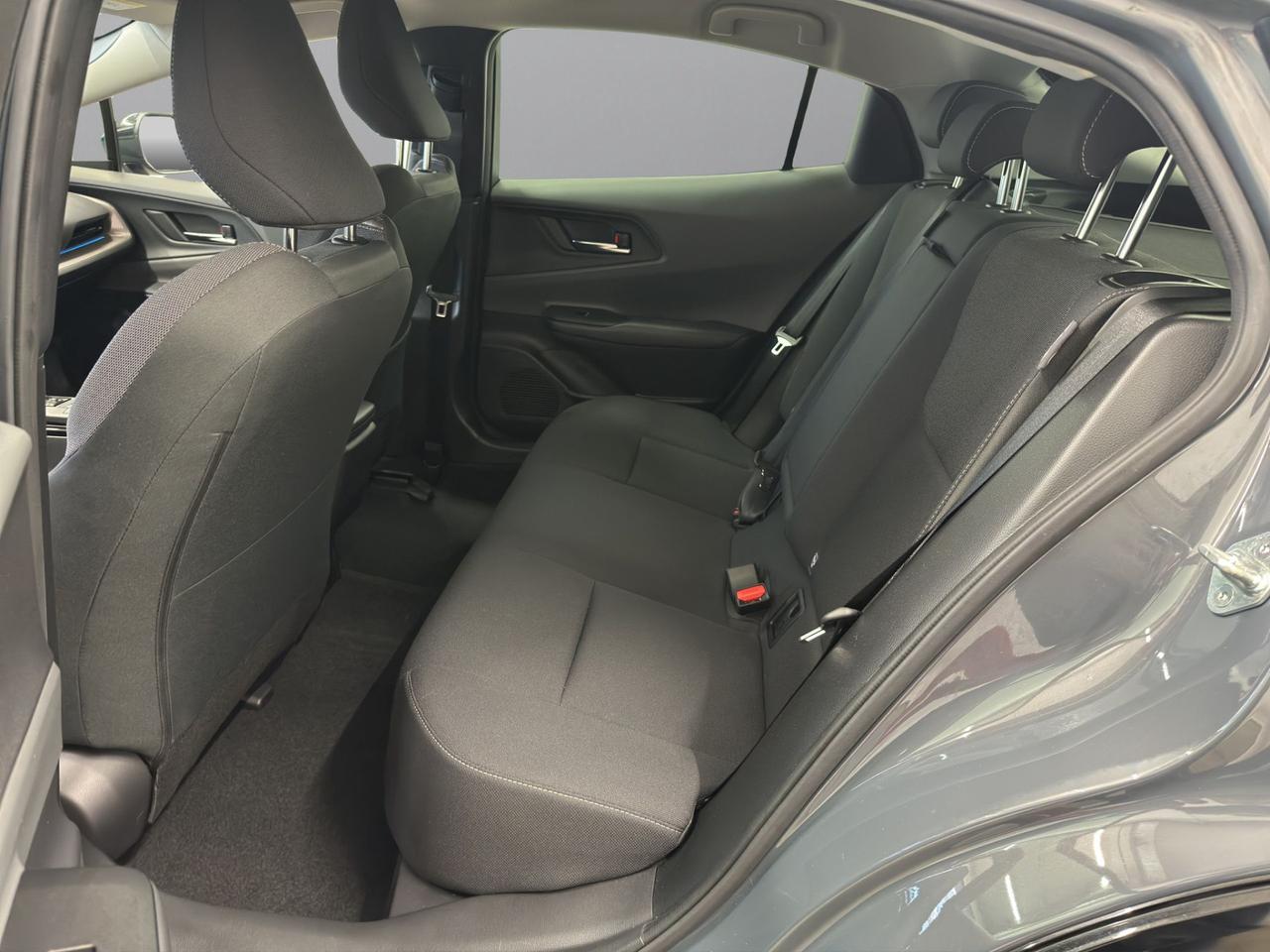 Toyota Prius 2.0 phev Lounge