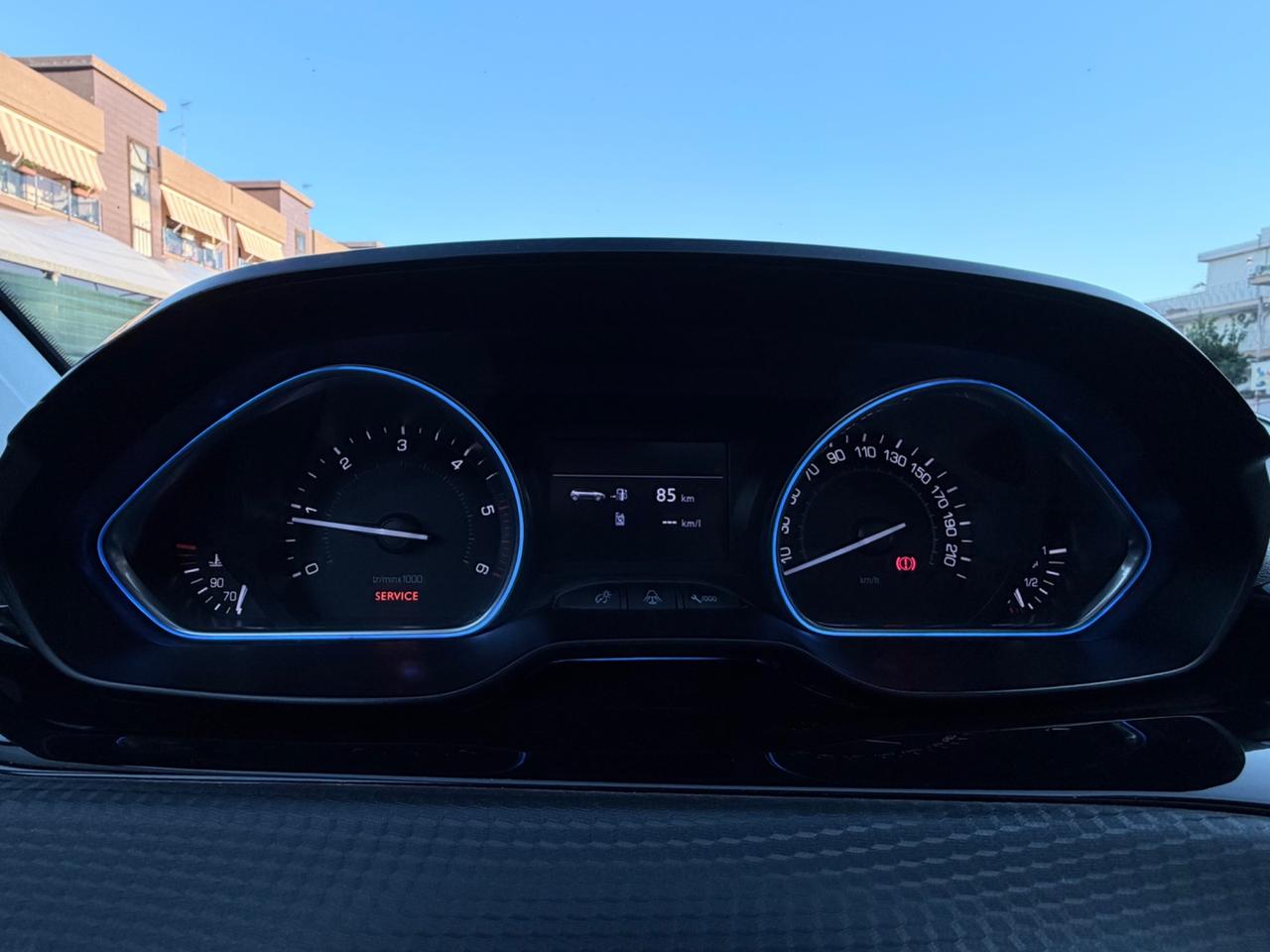 Peugeot 2008 1.6 e-HDi 92 CV Stop&Start Urban Cross