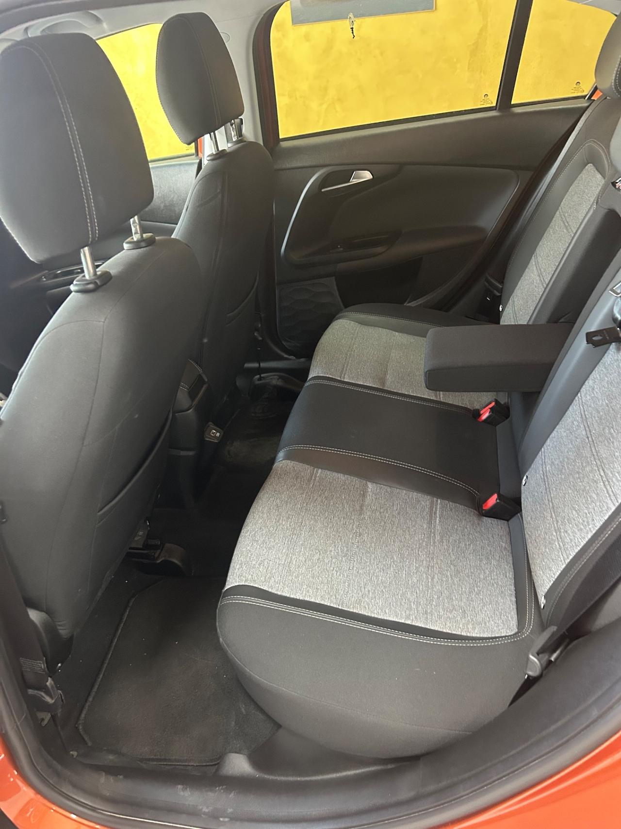 FIAT TIPO CROSS 1.6 Mjet 130 cv “PERFETTA”-2022