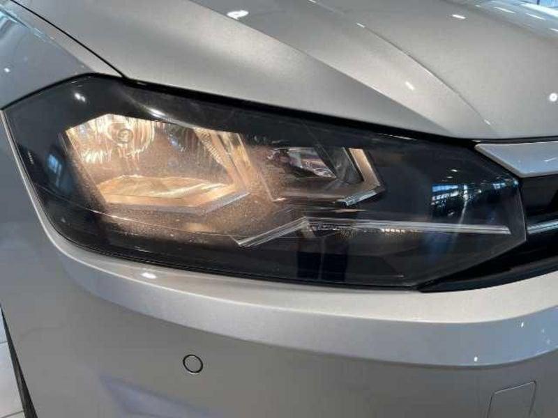 Volkswagen Polo VI 2017 5p 1.0 mpi Comfortline 65cv