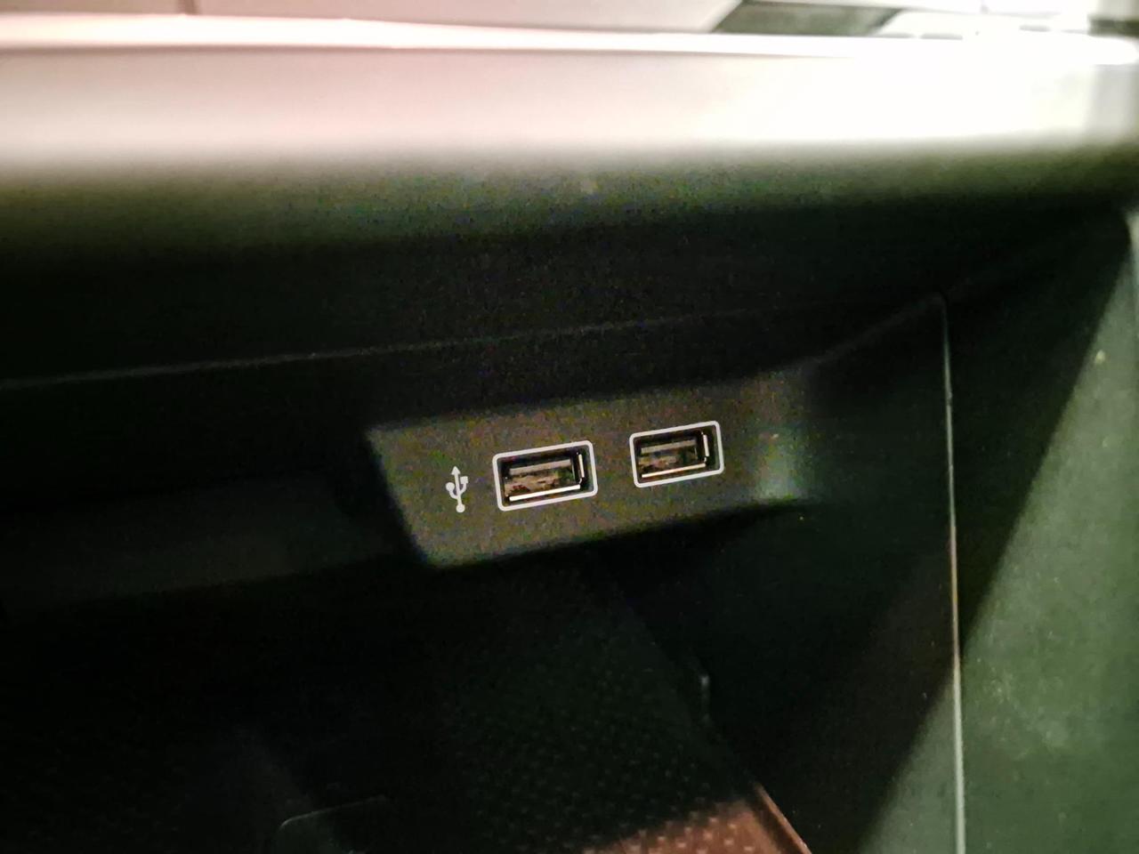 Volkswagen Polo 5p 1.0 evo Comfortline 80cv - NEOPATENTATI - Sens. Park - Carplay