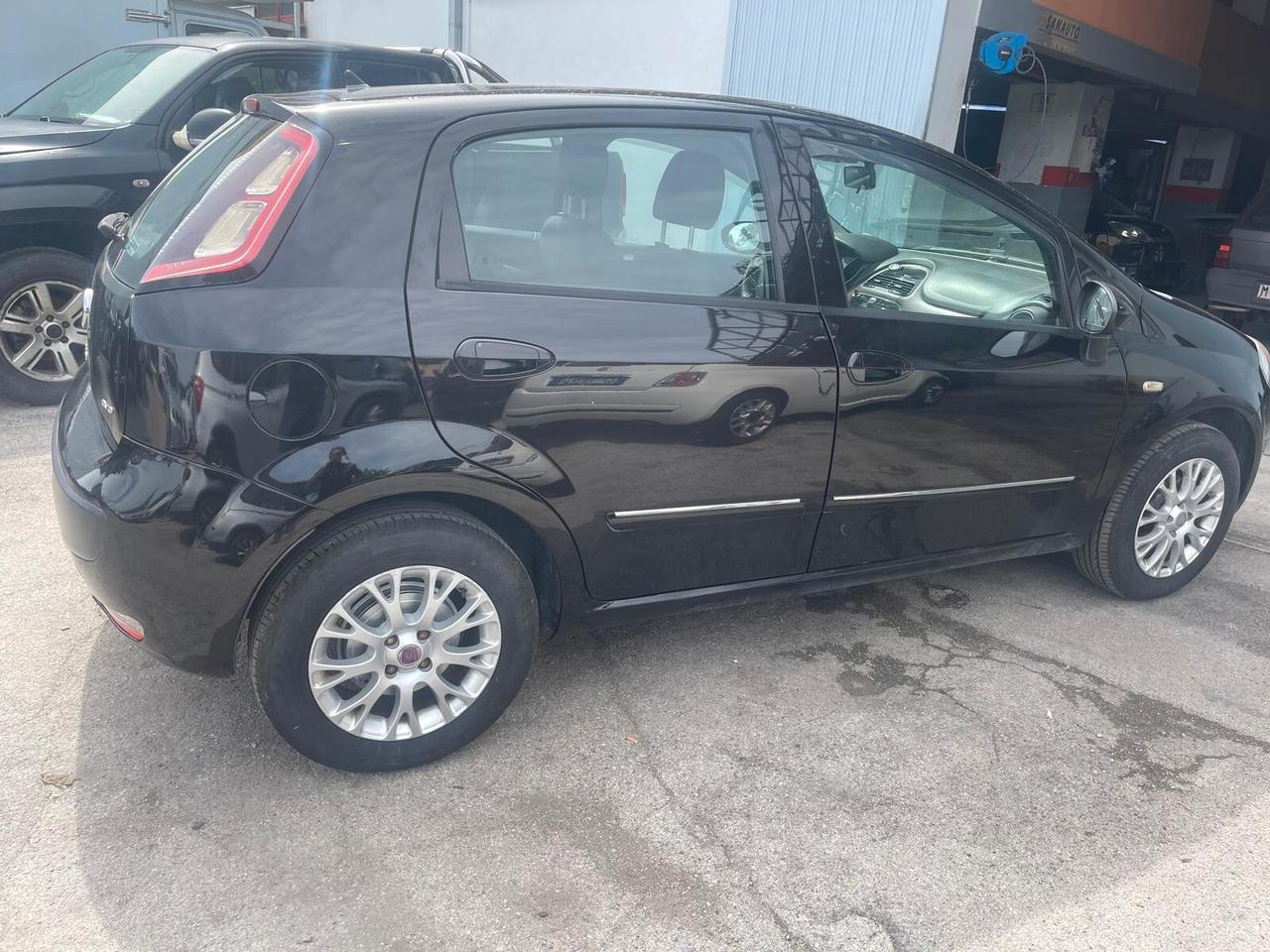 Fiat Punto Evo 1.3 Mjt 75 CV 5 porte Dynamic