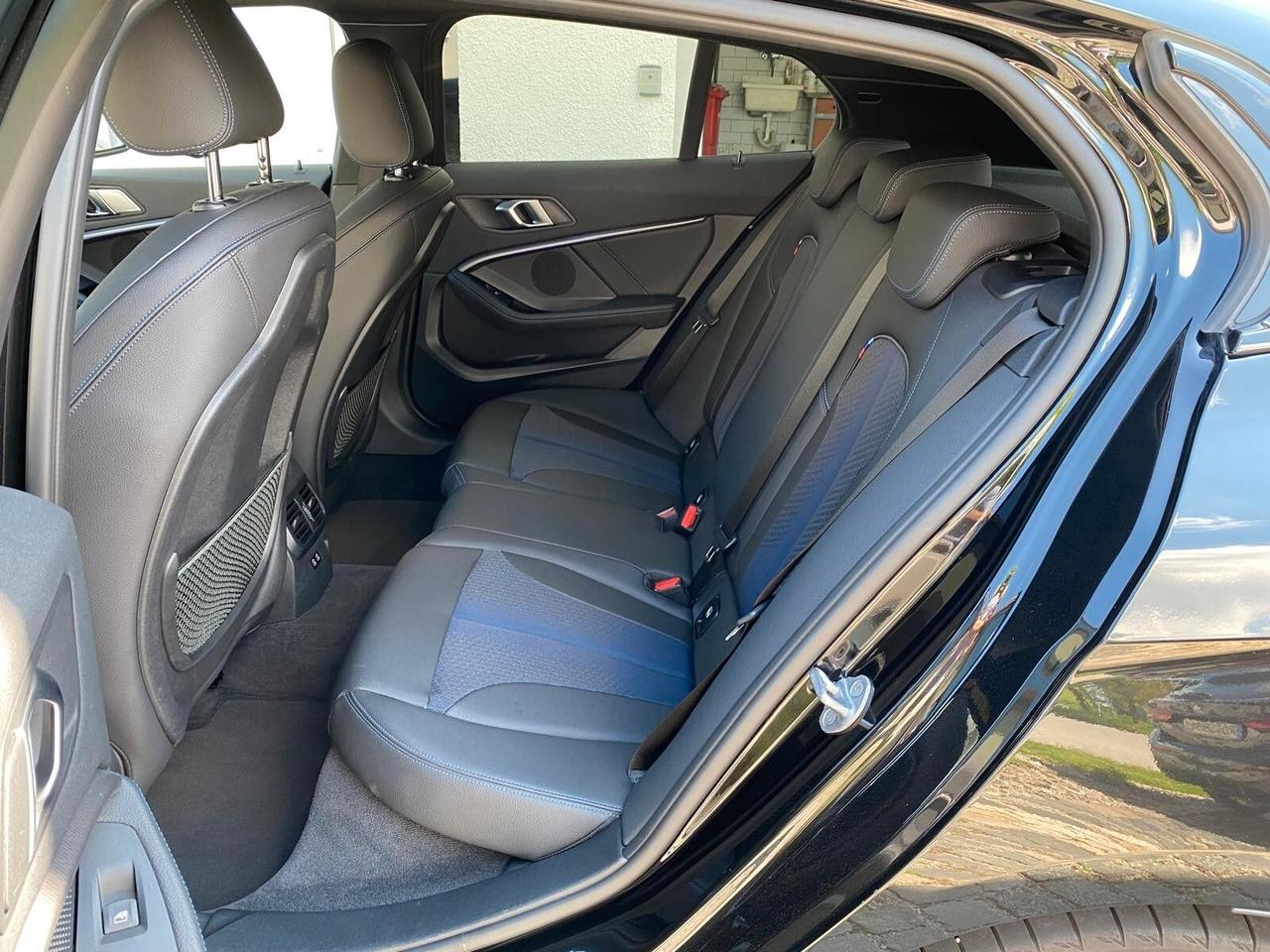 Bmw 120 120d xDrive 5p. Msport 19"