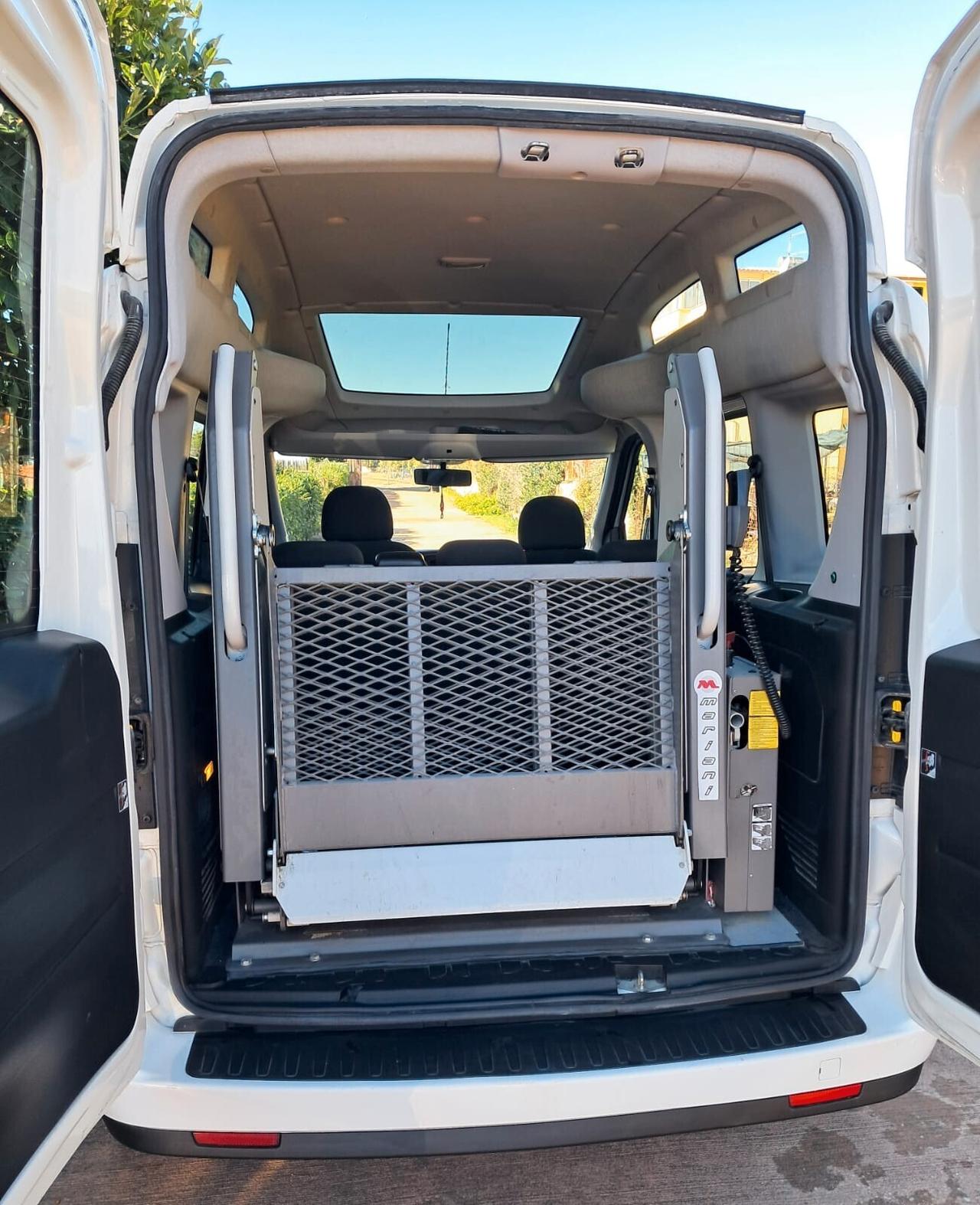 Fiat Doblo EURO 6 TETTO ALTO TRASPORTO DISABILI