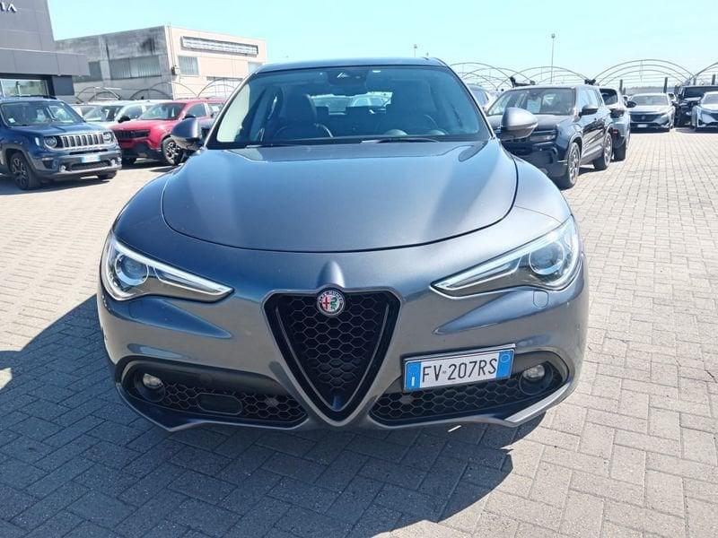 Alfa Romeo Stelvio Stelvio 2.2 Turbodiesel 210 CV AT8 Q4 Executive