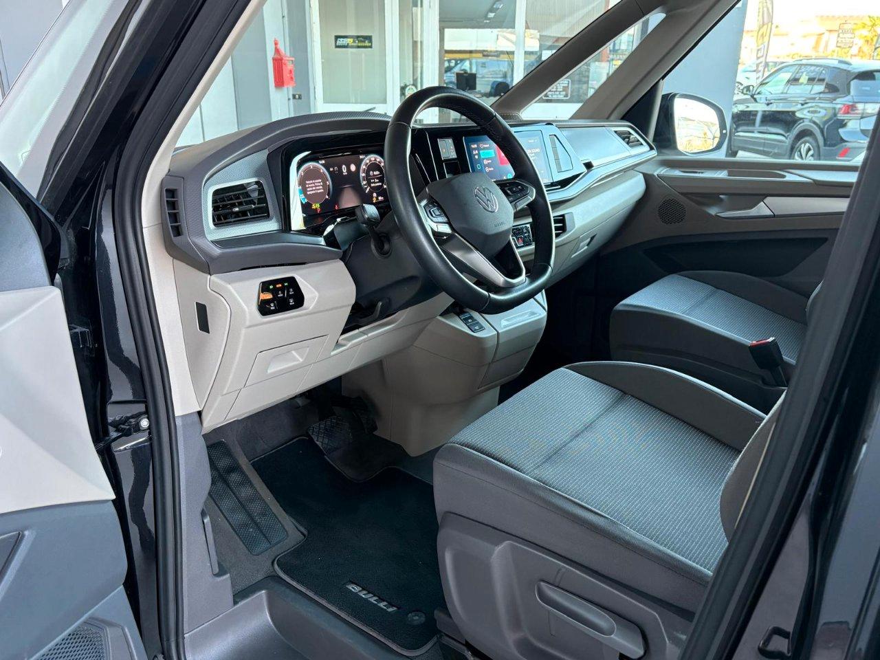 Volkswagen Multivan 2.0 tdi Space 150cv dsg 7p.ti
