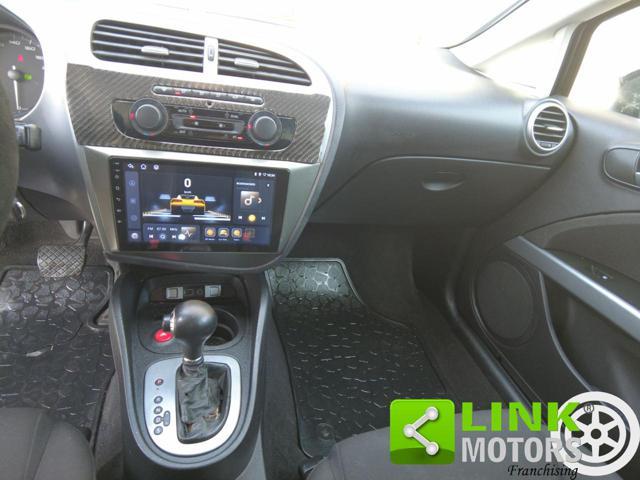 SEAT Leon 2.0 TDI DPF DSG Style (MY09)