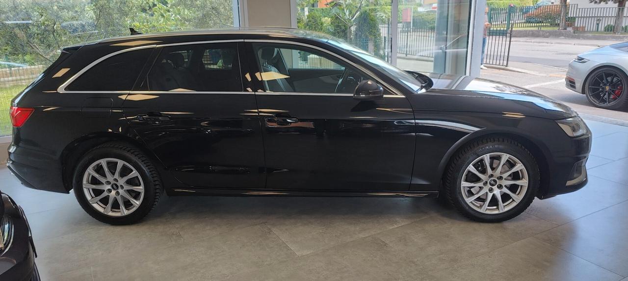 Audi A4 Avant 40 g-tron S tronic Business